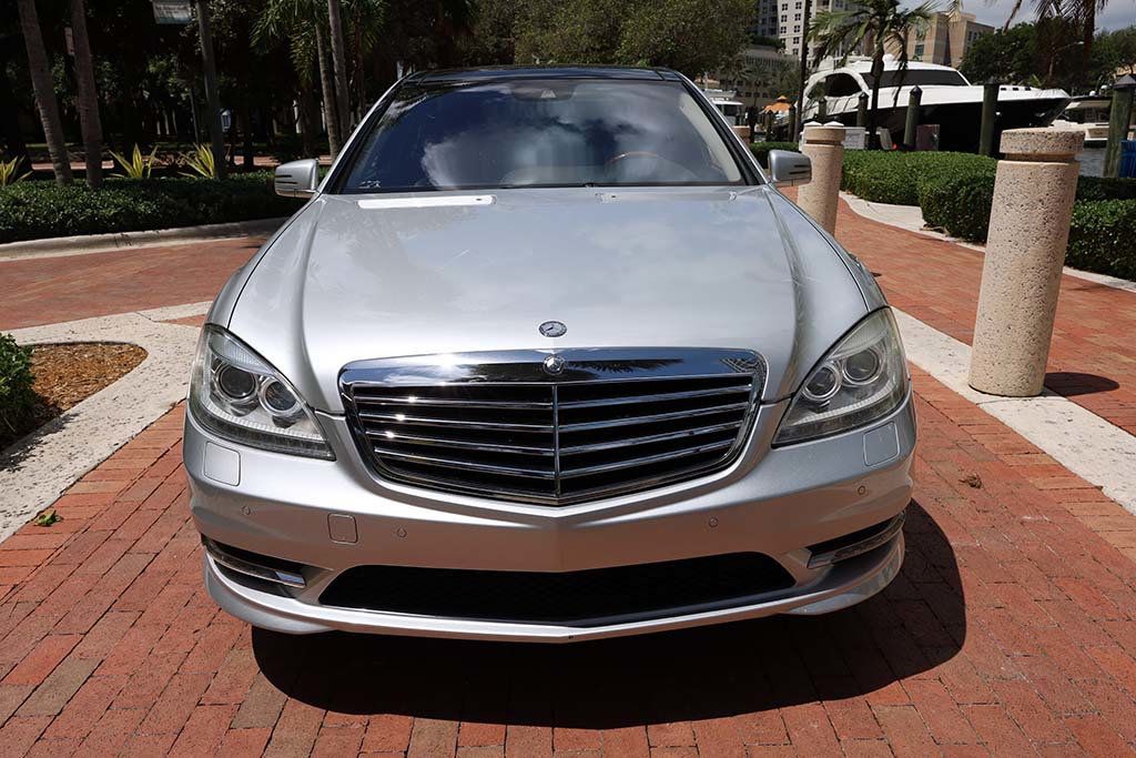 2012 Mercedes Benz S 550 photo 16