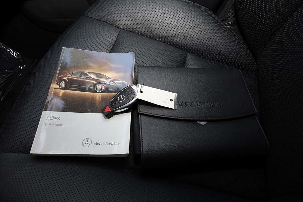 2012 Mercedes Benz S 550 photo 44