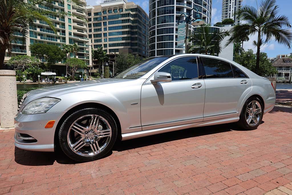 2012 Mercedes Benz S 550 photo 46