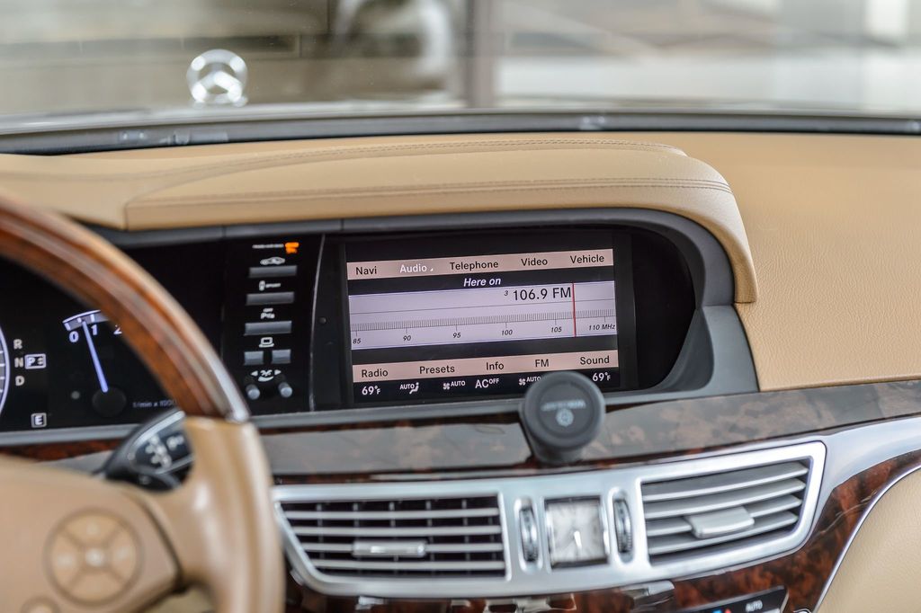 2012 Mercedes-Benz S-Class S550 - KEYLESS GO - MULTICONTOUR SEATING -NAV - BLUETOOTH - 22671180 - 29