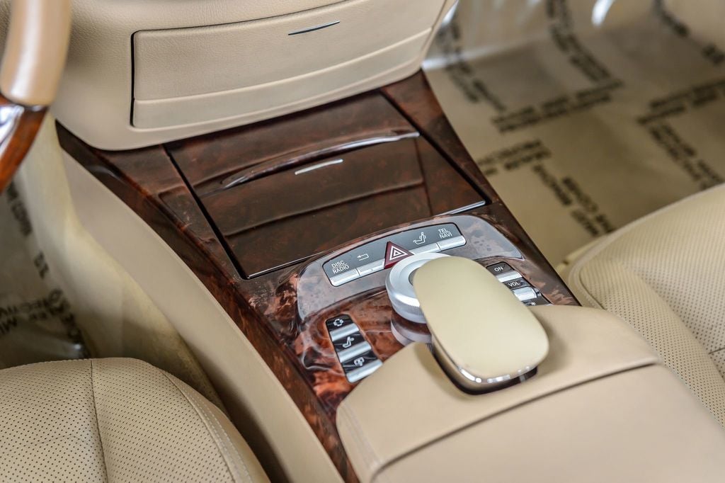 2012 Mercedes-Benz S-Class S550 - KEYLESS GO - MULTICONTOUR SEATING -NAV - BLUETOOTH - 22671180 - 32