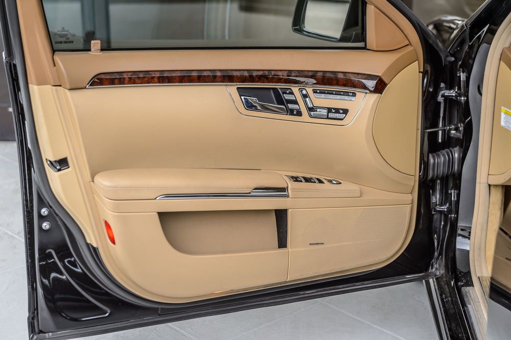 2012 Mercedes-Benz S-Class S550 - KEYLESS GO - MULTICONTOUR SEATING -NAV - BLUETOOTH - 22671180 - 48