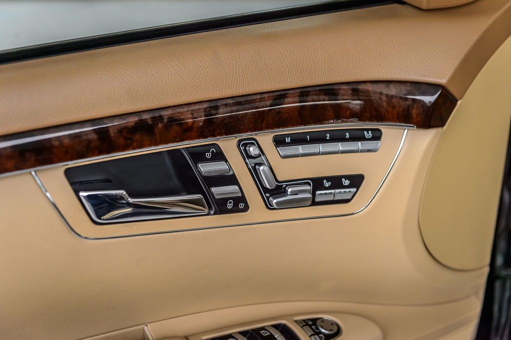2012 Mercedes-Benz S-Class S550 - KEYLESS GO - MULTICONTOUR SEATING -NAV - BLUETOOTH - 22671180 - 49