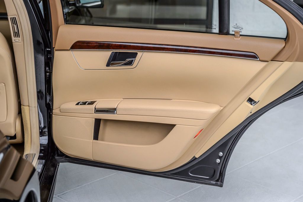 2012 Mercedes-Benz S-Class S550 - KEYLESS GO - MULTICONTOUR SEATING -NAV - BLUETOOTH - 22671180 - 53