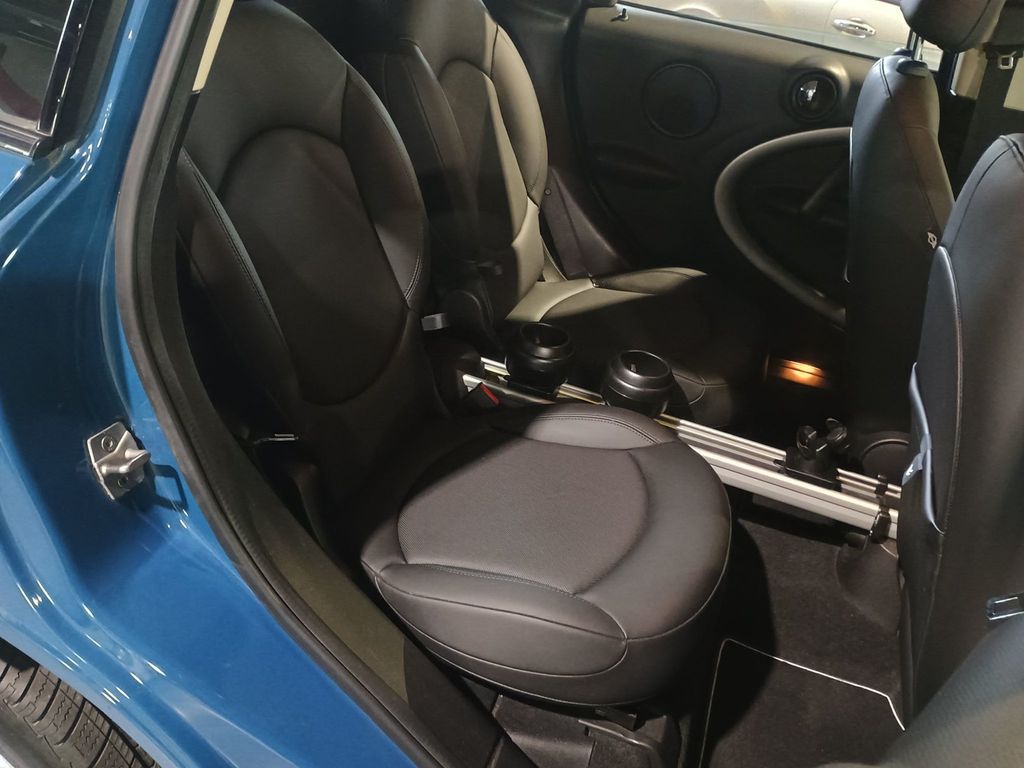 2012 MINI Cooper Countryman FWD 4dr 1 Owner Clean Carfax - 22940967 - 29