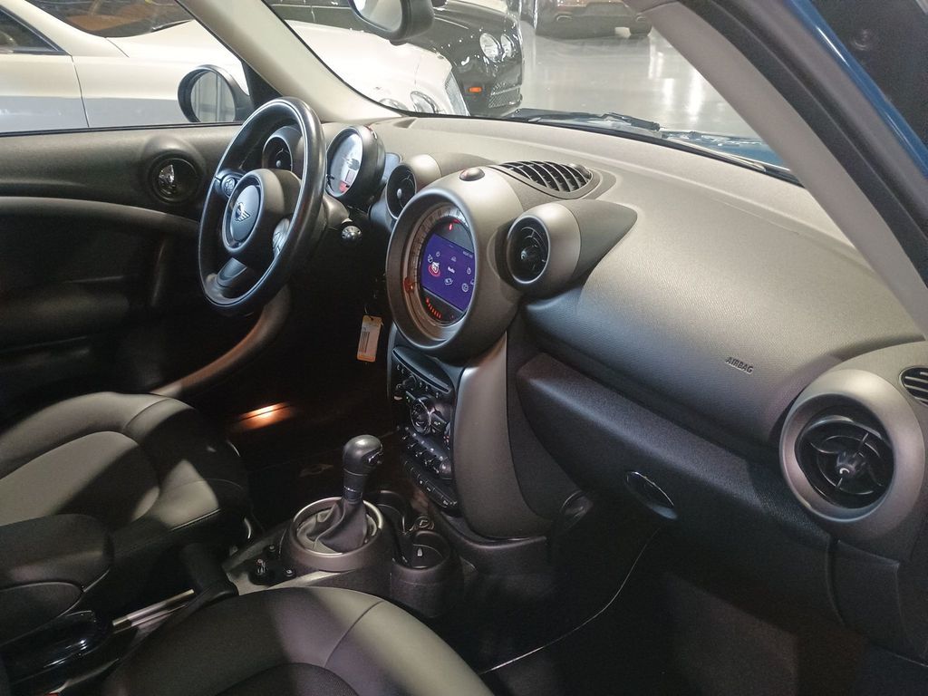 2012 MINI Cooper Countryman FWD 4dr 1 Owner Clean Carfax - 22940967 - 31