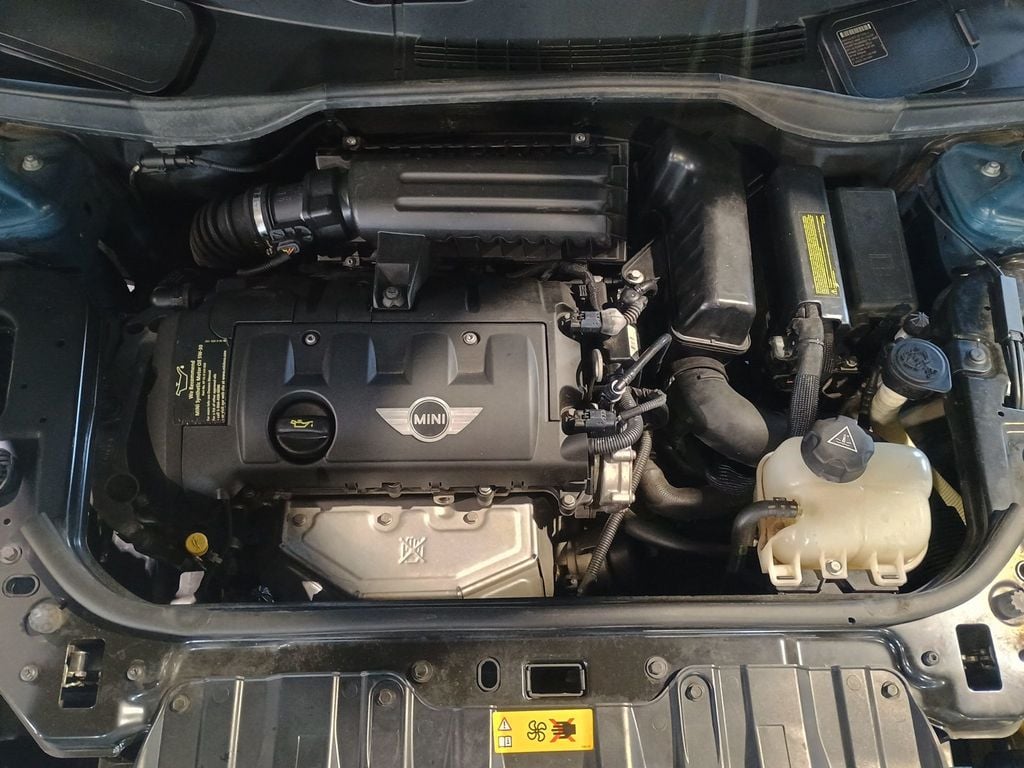 2012 MINI Cooper Countryman FWD 4dr 1 Owner Clean Carfax - 22940967 - 40