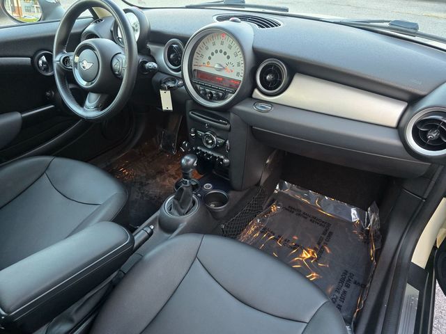 2012 MINI Cooper Hardtop 2 Door  - 23068913 - 12
