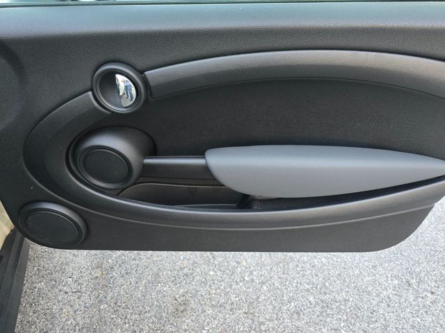 2012 MINI Cooper Hardtop 2 Door  - 23068913 - 13
