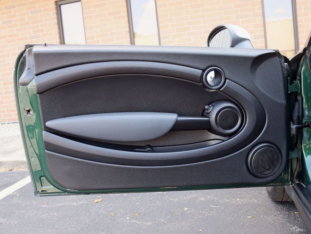 2012 MINI Cooper Hardtop 2 Door  - 22912891 - 19