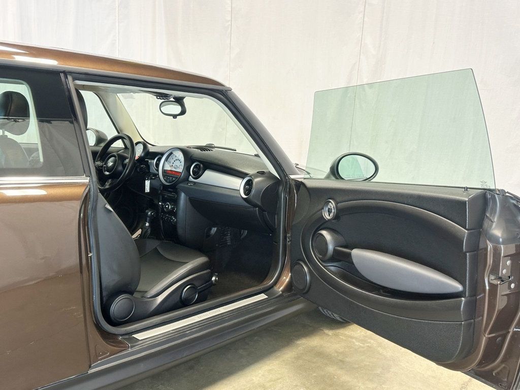 2012 MINI Cooper Hardtop 2 Door  - 23067745 - 16