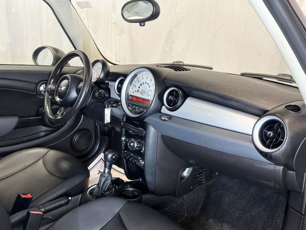 2012 MINI Cooper Hardtop 2 Door  - 23067745 - 22