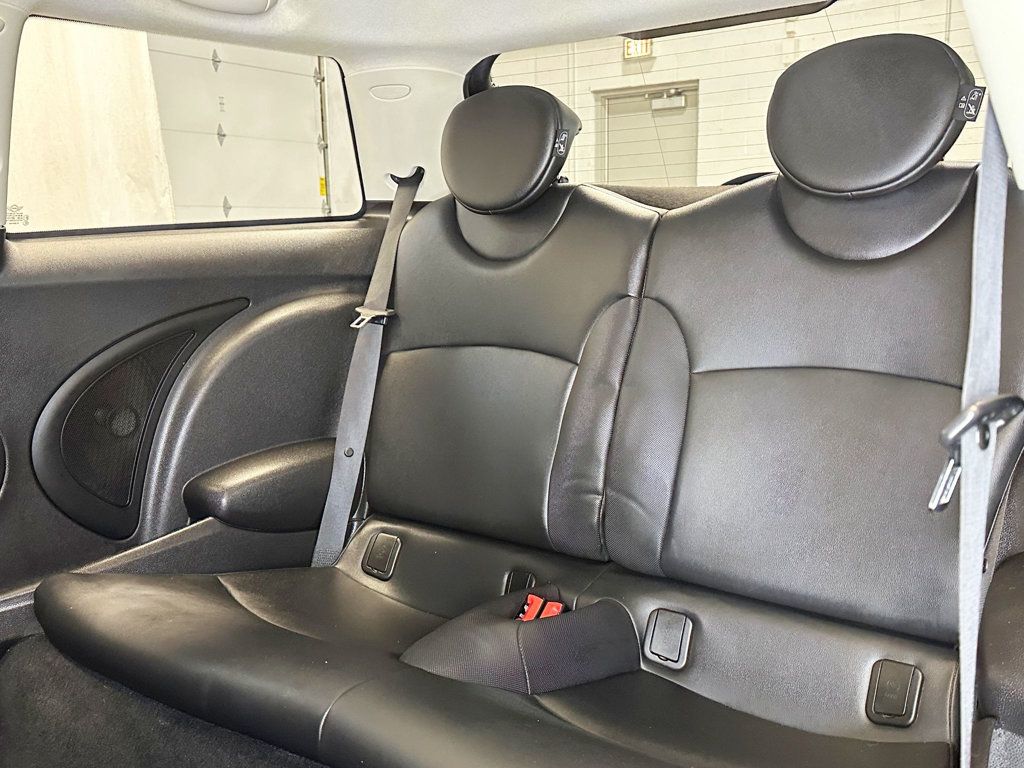 2012 MINI Cooper Hardtop 2 Door  - 23067745 - 30