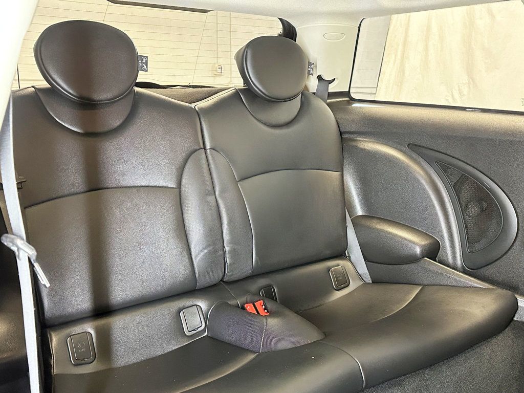 2012 MINI Cooper Hardtop 2 Door  - 23067745 - 31