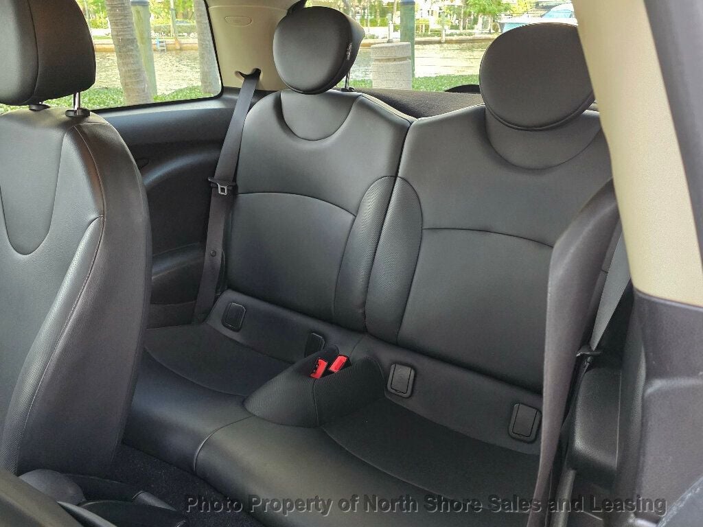2012 MINI Cooper Hardtop 2 Door  - 22923426 - 39
