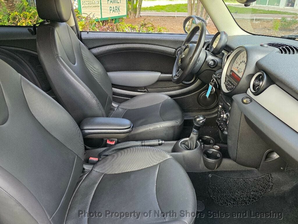 2012 MINI Cooper Hardtop 2 Door  - 22923426 - 44