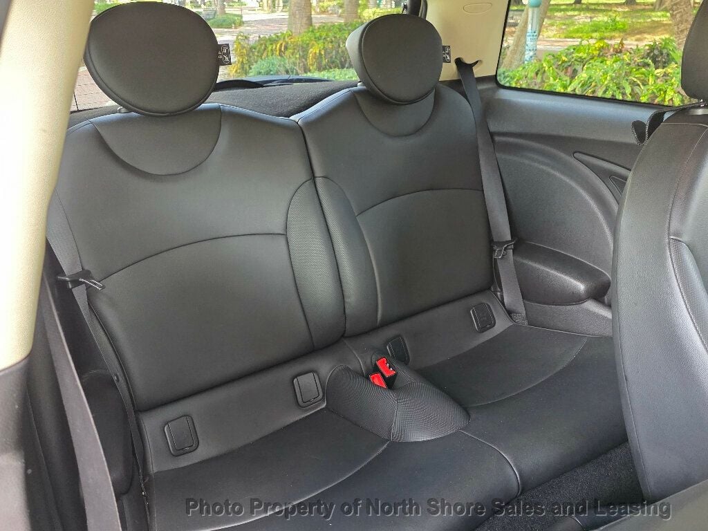 2012 MINI Cooper Hardtop 2 Door  - 22923426 - 47