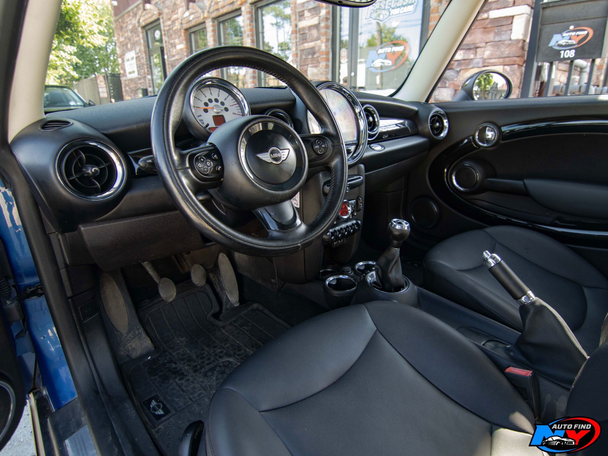 2012 Mini Cooper Hardtop 2 Door Coupe photo 7