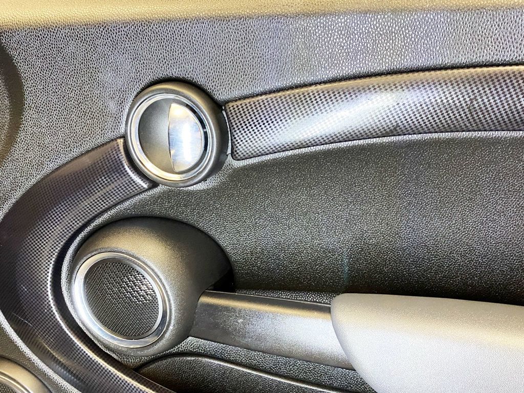 2012 MINI Cooper S Convertible  - 22973705 - 42