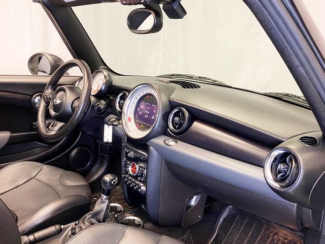 2012 MINI Cooper S Convertible  - 22973705 - 44