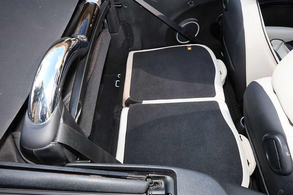 2012 MINI Cooper S Convertible  - 22967635 - 31