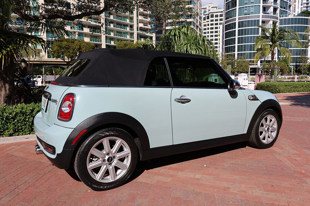 2012 MINI Cooper S Convertible  - 22967635 - 5