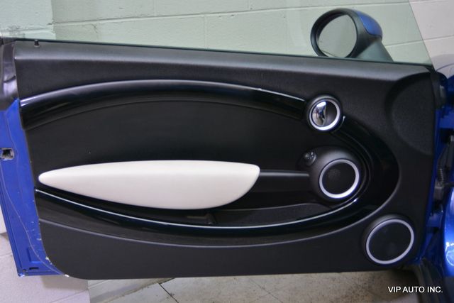 2012 MINI Cooper S Convertible  - 22959791 - 10