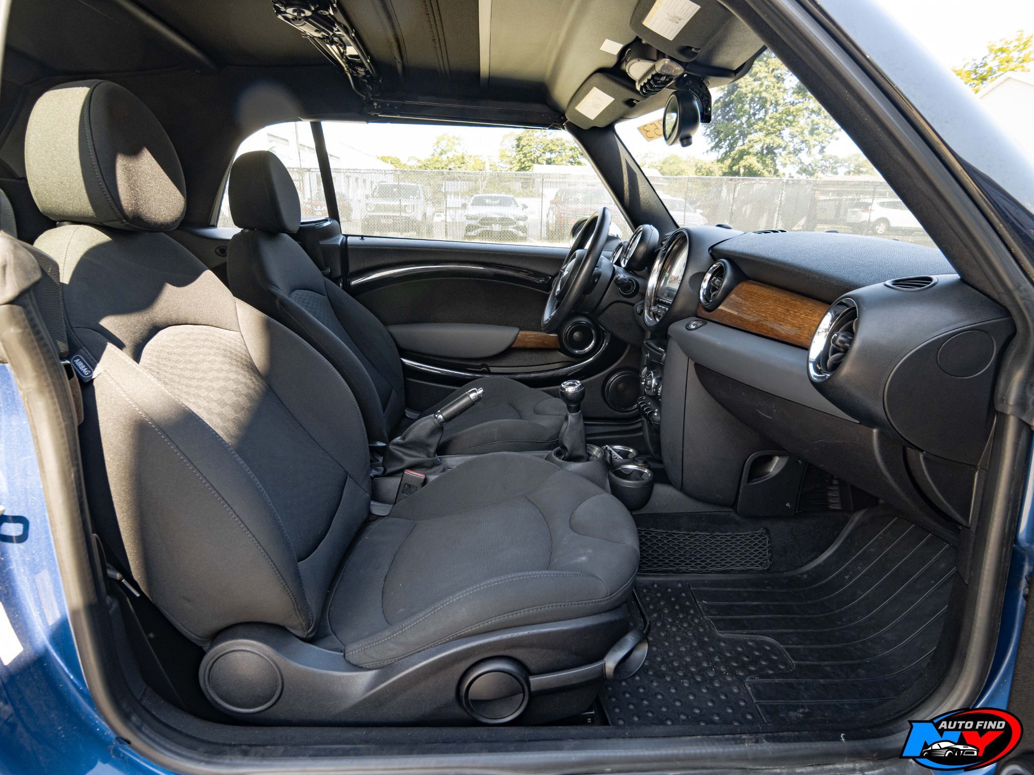 2012 Mini Cooper S Convertible photo 2