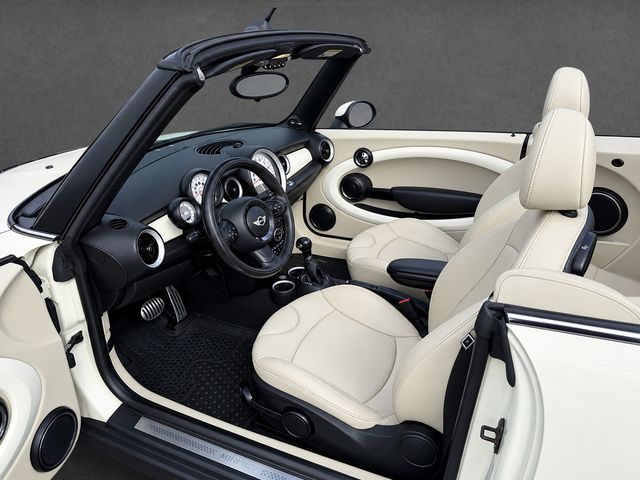 2012 MINI Cooper S Convertible HARMAN KARDON SOUND, CONVERTIBLE, LEATHER, HEATED SEATS - 23079167 - 4