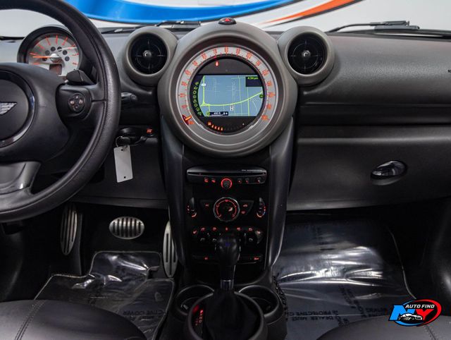 2012 MINI Cooper S Countryman AWD, PAN SUNROOF, NAVIGATION, HEATED SEATS, COLD WEATHER PKG - 22989782 - 10