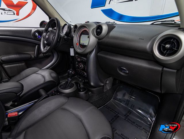 2012 MINI Cooper S Countryman AWD, PAN SUNROOF, NAVIGATION, HEATED SEATS, COLD WEATHER PKG - 22989782 - 24