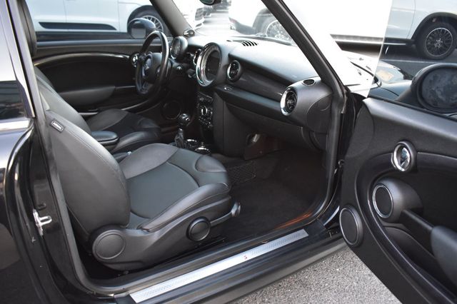 2012 MINI Cooper S Hardtop 2 Door  - 23093962 - 20