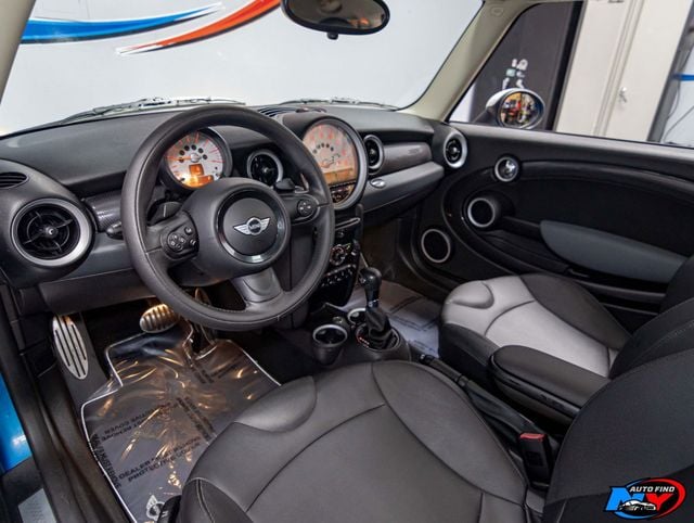 2012 MINI Cooper S Hardtop 2 Door CLEAN CARFAX, PANORAMIC SUNROOF, 17" ALLOY WHEELS, BLUETOOTH - 22934657 - 13