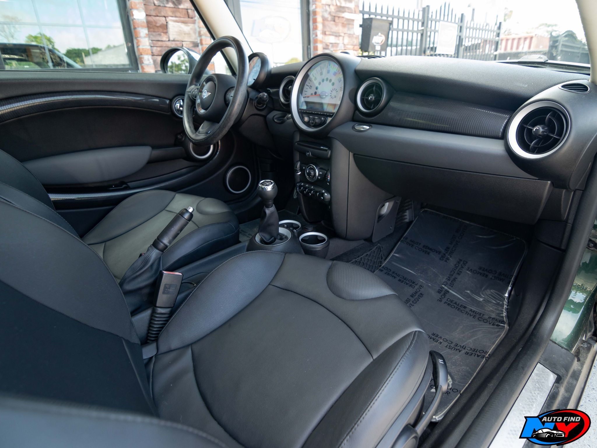 2012 Mini Cooper S Hardtop 2 Door photo 2
