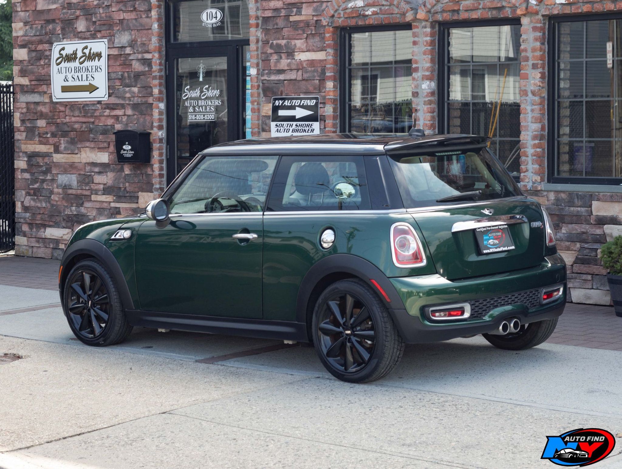 2012 Mini Cooper S Hardtop 2 Door photo 4