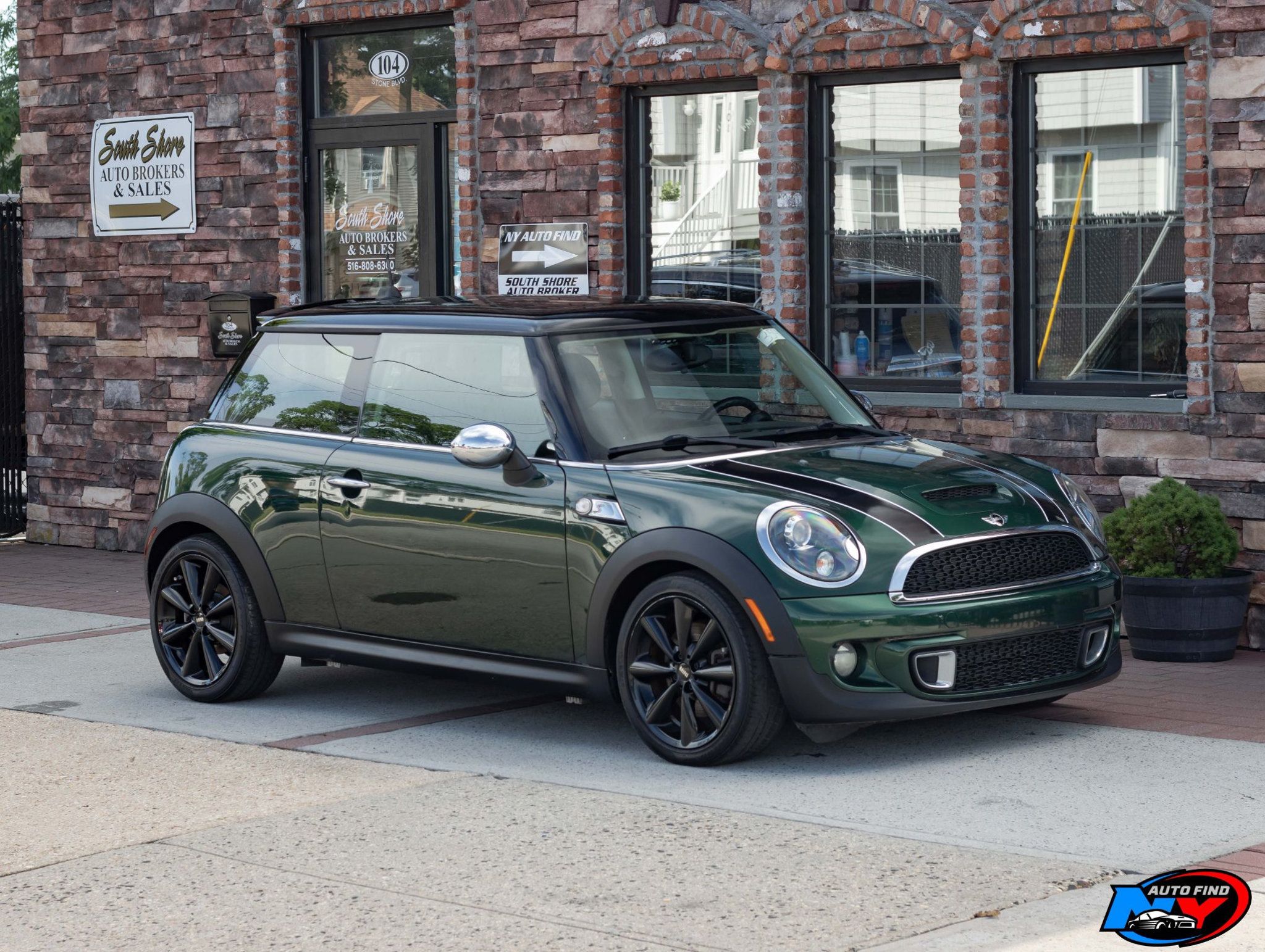 2012 Mini Cooper S Hardtop 2 Door photo 6