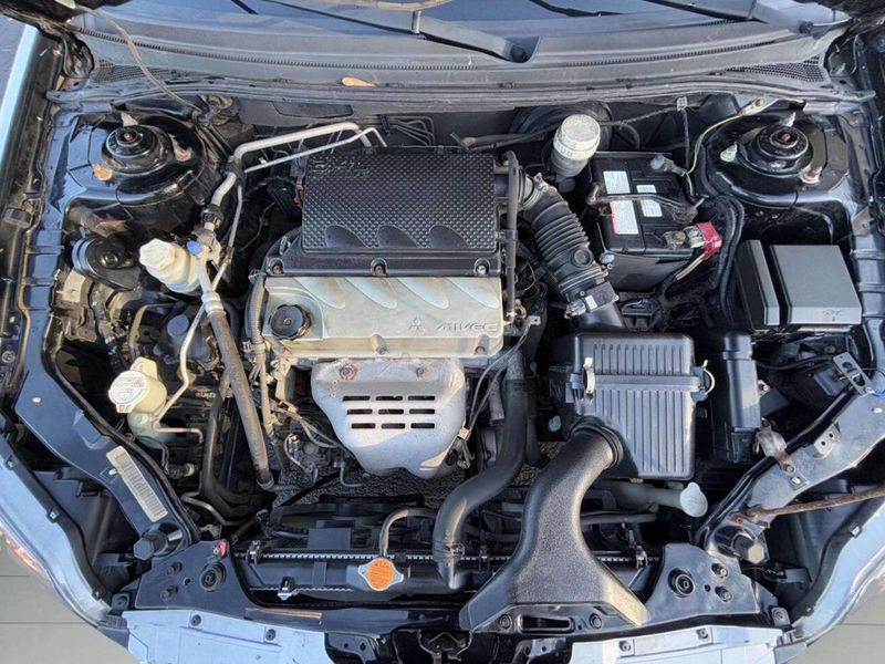 2012 Mitsubishi Galant 4dr Sedan ES - 22945881 - 8