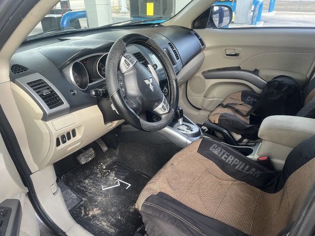 2012 Mitsubishi Outlander 2WD 4dr SE - 22983196 - 1