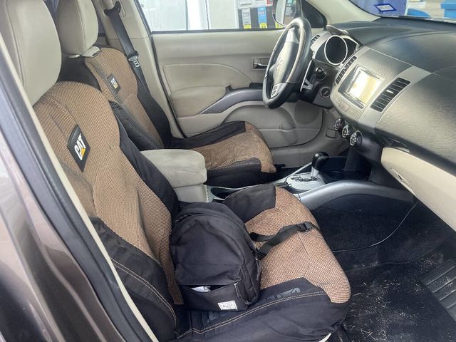 2012 Mitsubishi Outlander 2WD 4dr SE - 22983196 - 3