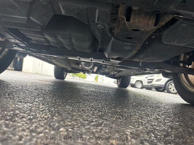 2012 Mitsubishi Outlander 4WD 4dr SE - 23046578 - 16