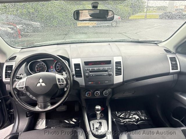 2012 Mitsubishi Outlander 4WD 4dr SE - 23046578 - 7
