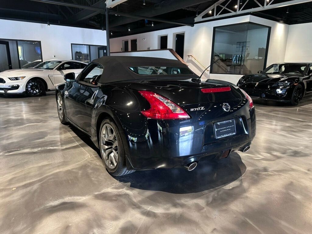 2012 Nissan 370Z Roadster/Touring/NAV/Bluetooth/ColorTouchScreen/ABS/KeylessStart - 22656420 - 1