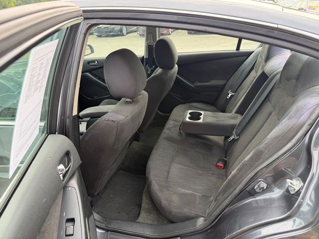 2012 Nissan Altima 2.5 Sedan - 23060015 - 7