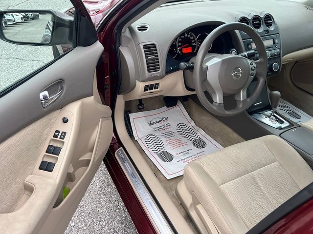 2012 Nissan Altima 4dr Sedan I4 CVT 2.5 S - 23008457 - 9