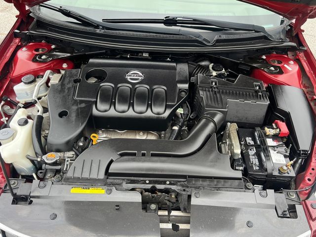 2012 Nissan Altima 4dr Sedan I4 CVT 2.5 S - 23008457 - 17