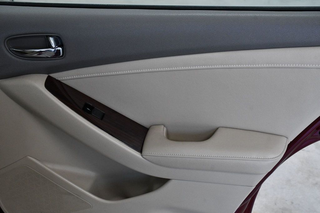 2012 Nissan Altima 4dr Sedan I4 CVT 2.5 SL - 23014742 - 14