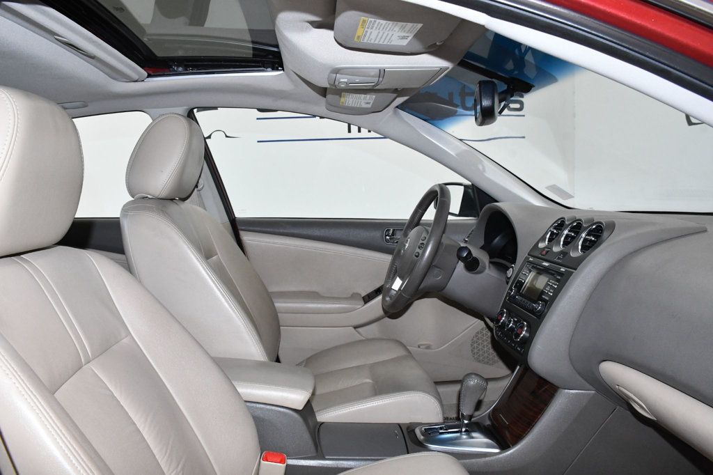 2012 Nissan Altima 4dr Sedan I4 CVT 2.5 SL - 23014742 - 15