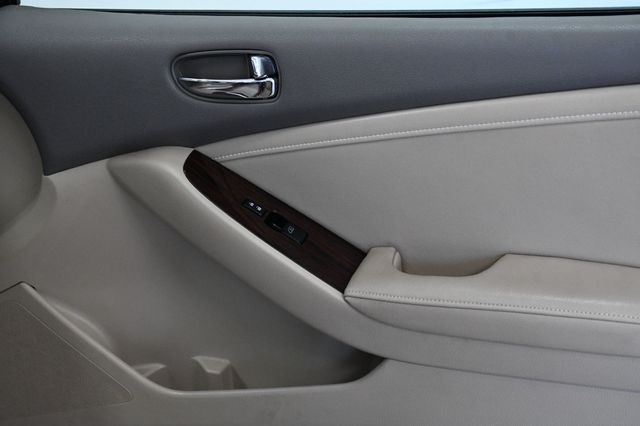 2012 Nissan Altima 4dr Sedan I4 CVT 2.5 SL - 23014742 - 17