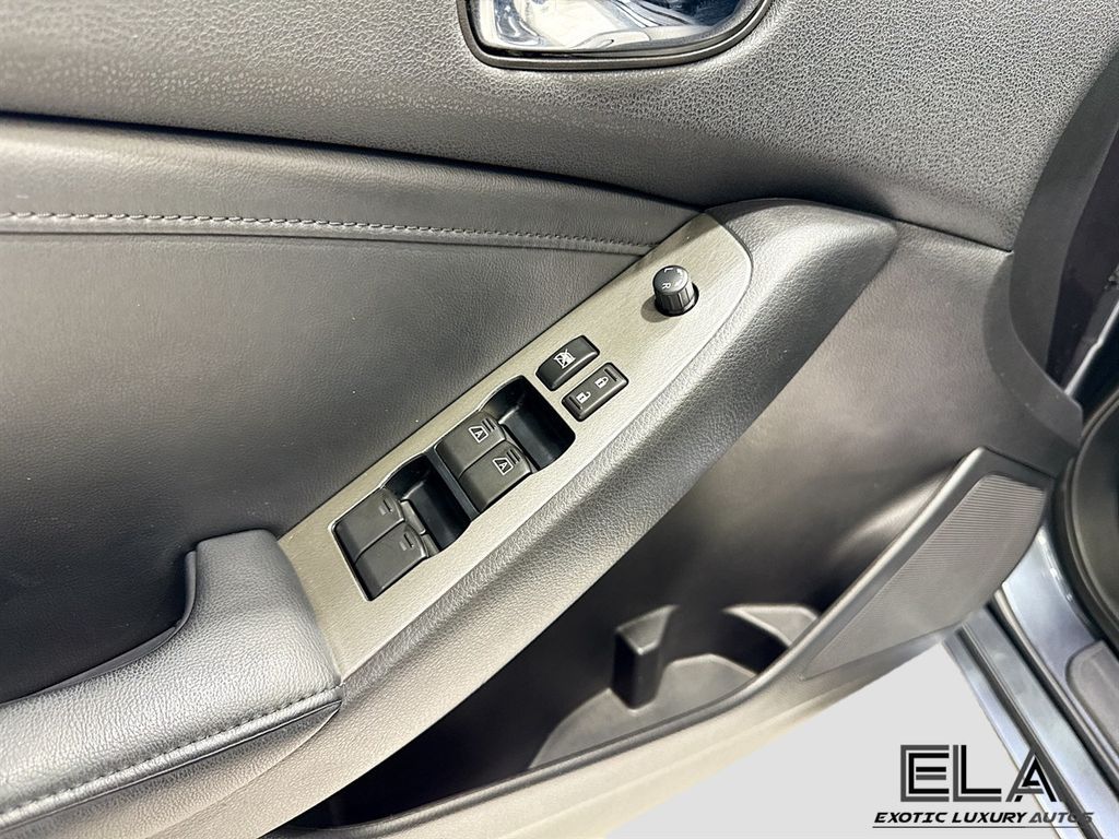 2012 Nissan Altima 4dr Sedan V6 CVT 3.5 SR - 22982127 - 18