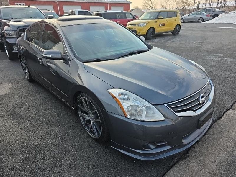 2012 Nissan Altima 4dr Sedan V6 CVT 3.5 SR - 22982127 - 1